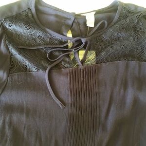 NWT FOREVER 21 Shirt Top Small